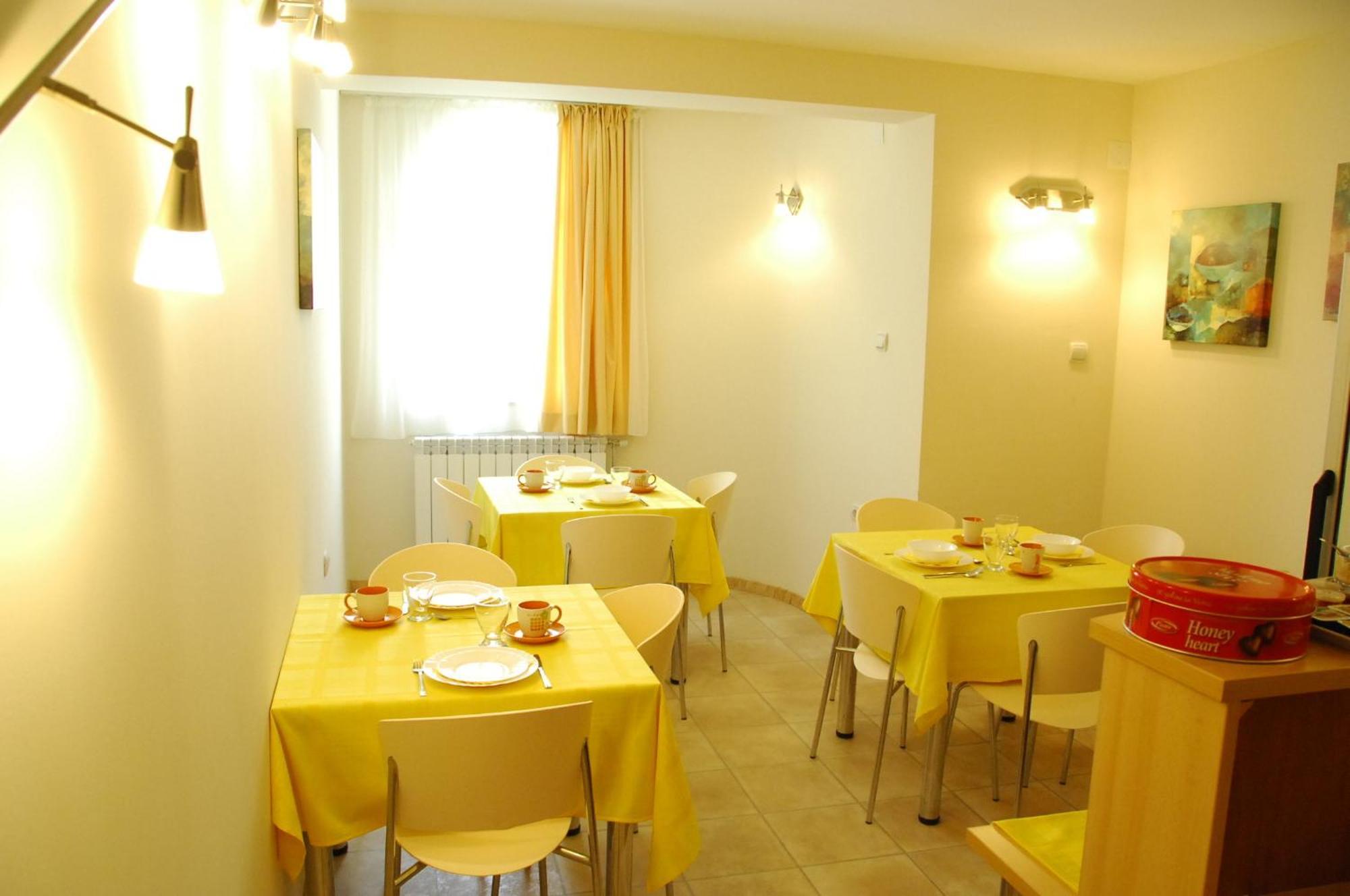 Villa Nevenka Rooms Belgrad Exteriör bild
