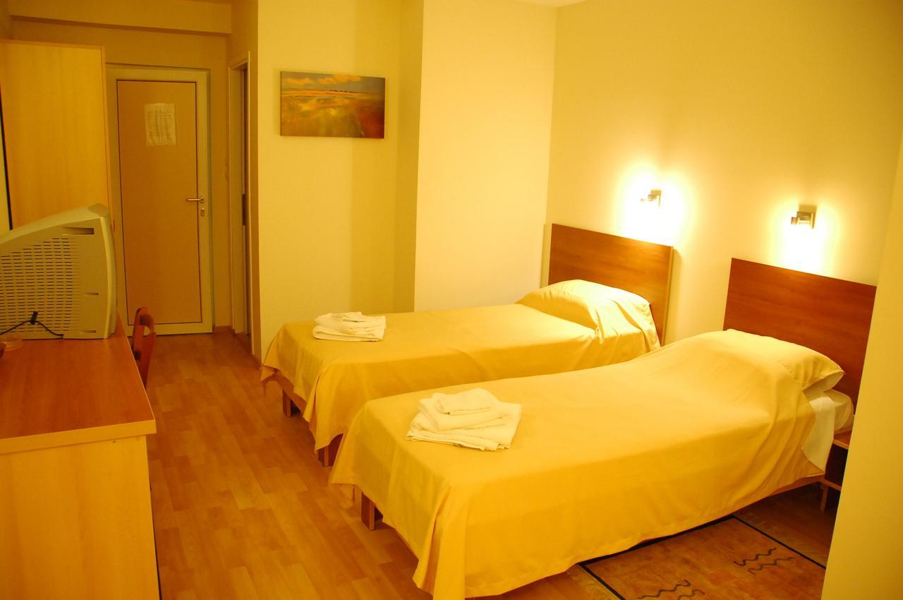 Villa Nevenka Rooms Belgrad Rum bild